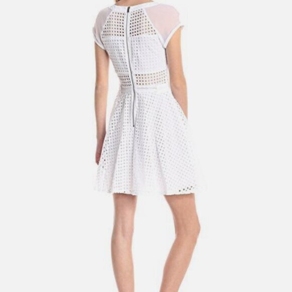 Sam Edelman Dress Women's Embroidered Short Sleeve White Fit And Flare Size 6 - Picture 2 of 8